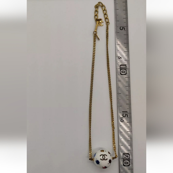 CHANEL NECKLACE GOLD WHITES 98P - Picture 6 of 12